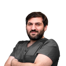 Крихели Михаил Борисович, стоматолог-терапевт