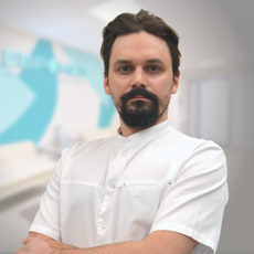 Хорольский Евгений Викторович, стоматолог-терапевт
