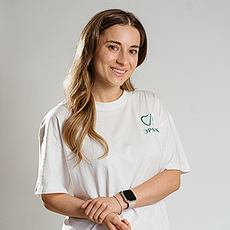 Гаджиева Айна Магомедовна, стоматолог-эндодонт