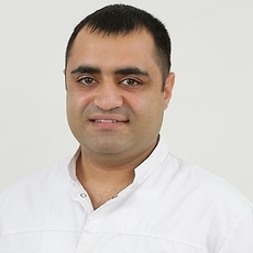 Кочарян Тигран Рубенович, стоматолог-терапевт