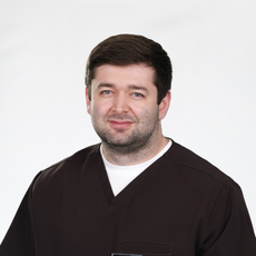 Пшеноков Астемир Олегович, стоматолог-хирург