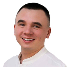 Карбышев Михаил Алексеевич, стоматолог-терапевт