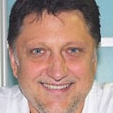 Титяев Александр Владленович, стоматолог-терапевт