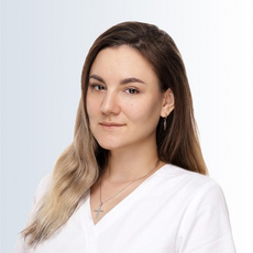 Евстигнеева Оксана Павловна, массажист