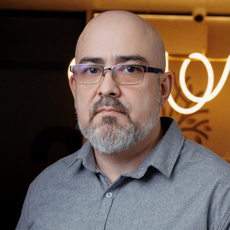 Быков Самвел Эдуардович, стоматолог-хирург