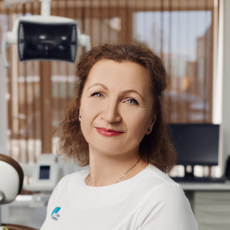 Колесова Елена Владимировна, стоматолог-терапевт