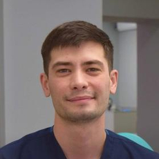 Асанов Камиль Маратович, стоматолог-терапевт