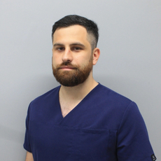 Лежава Георгий Александрович, стоматолог-терапевт