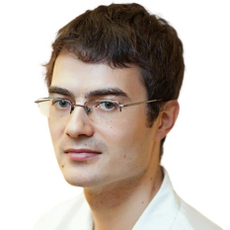 Батаев Дмитрий Сергеевич, стоматолог-хирург