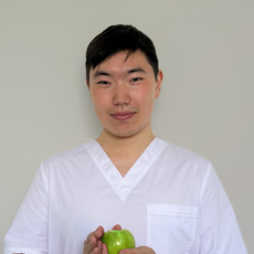 Дамбуев Александр Алексеевич, стоматолог-терапевт