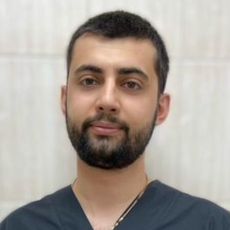 Беджанян Ваган Артурович, стоматолог-терапевт