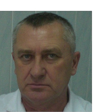 Ивенков Александр Алексеевич, стоматолог-терапевт