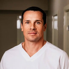 Ленёв Вадим Николаевич, стоматолог-хирург