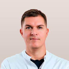 Чубаков Максим Александрович, офтальмолог