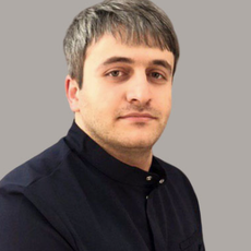 Саккаев Давид Нугзарович, стоматолог-хирург