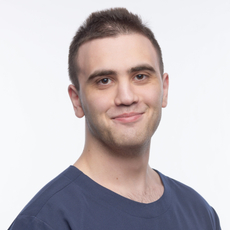 Алиев Сархан Чингизович, стоматолог-терапевт