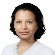 Нгакуту Мария Сибай, офтальмолог