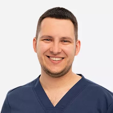 Воловиков Олег Игоревич, стоматолог-ортопед