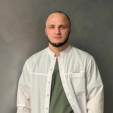 Тумаков Илья Олегович, хирург