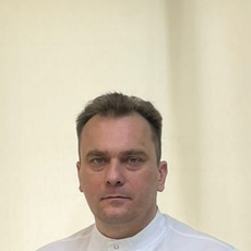 Костин Антон Юрьевич, пластический хирург