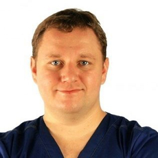 Колчанов Константин Владимирович, стоматолог-терапевт