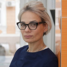 Люмкис Елизавета Владиславовна, стоматолог-терапевт