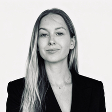 Игнатова Дина Павловна, стоматолог-терапевт