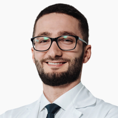 Урусханов Абдул-Малик Зелимханович, стоматолог-хирург