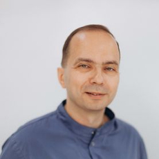 Асланов Валерий Анатольевич, ортопед