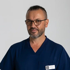 Уразбахтин Ильдар Раисович, имплантолог