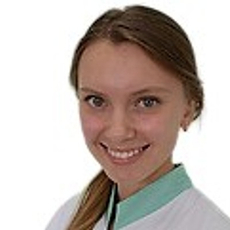 Выломова Анна Алексеевна, стоматолог-терапевт
