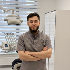 Ишонкулов Шорух Махмадюнусович, стоматолог-хирург