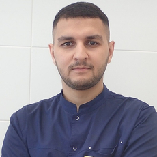 Агаджанов Раван Велиевич, стоматолог-терапевт