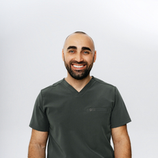 Мустафазаде Ниджат Давудович, стоматолог-терапевт