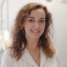 Кукса Евгения Юрьевна, стоматолог-терапевт