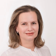 Булатова Елена Борисовна, стоматолог-терапевт