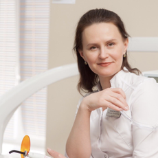 Новичихина Татьяна Эдуардовна, стоматолог-терапевт