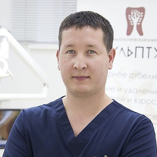 Фаисханов Айдар Гаянович, стоматолог-ортопед