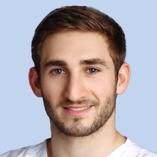 Андриясов Владимир Артурович, стоматолог-хирург