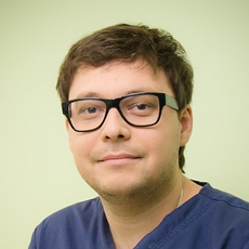 Кузьмин Евгений Вячеславович, стоматолог-хирург