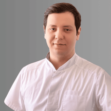 Романовский Артур Дмитриевич, стоматолог-терапевт