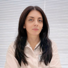 Эминова Алена Анастасовна, врач УЗД