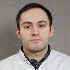 Отаров Артур Салимович, стоматолог-терапевт