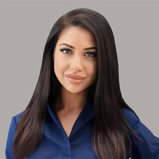 Евстигнеева Дарья Дмитриевна, стоматолог-хирург