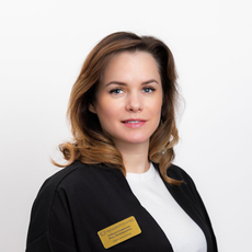 Зайнагутдинова Яна Леонидовна, стоматолог-хирург