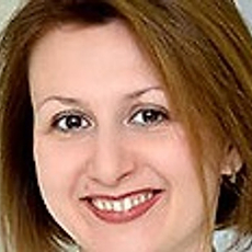 Торопцева Елена Николаевна, стоматолог-хирург