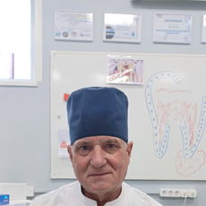 Кретов Виктор Иванович, стоматолог-терапевт