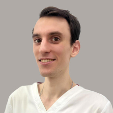 Монастырский Андрей Сергеевич, стоматолог-хирург