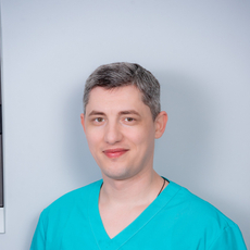 Аббасов Вадим Нуриддинович, стоматолог-хирург