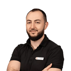 Мартиросян Роман Варданович, стоматолог-ортопед